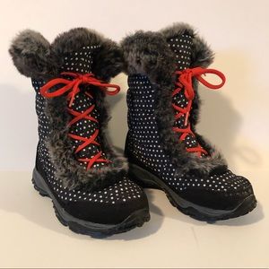 North Face Woman’s Chilkat Boots Size 6 Like New